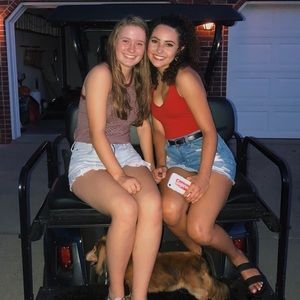 Meet your Posher, Madeleine